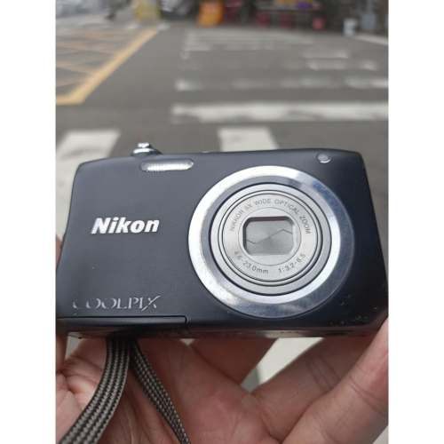 Sony w200+Nikon A100