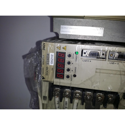 安川伺服器SGDM-50ADA,SHGDH-50AE,SGDM-30ADA,SGDM-20ADA及配件