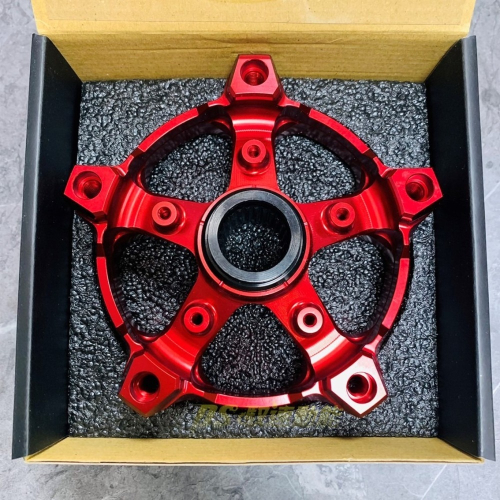 DS馭速動能-GPRO CNC 哈姆 後輪 輕量化 內碟盤座 曼巴MMBCU/DRG專用