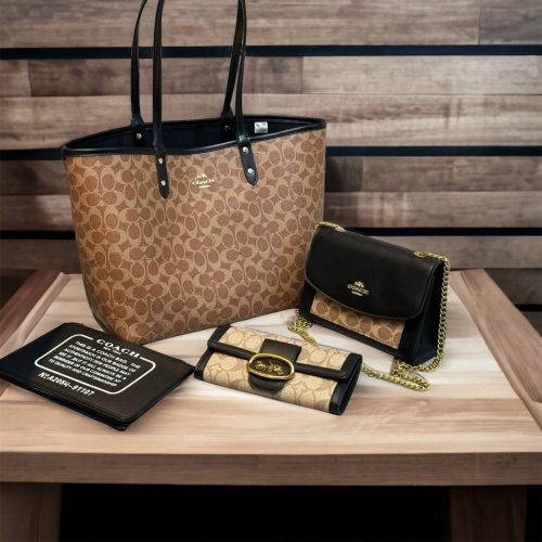 ?Coach Factory Store 三件組超值組合優惠