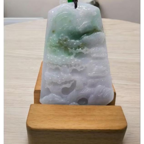【A】糯地 春帶翠(帶皮色) 天然緬甸A貨翡翠 山水牌 附台證（價值2800）,陸證 雙證 收藏盒