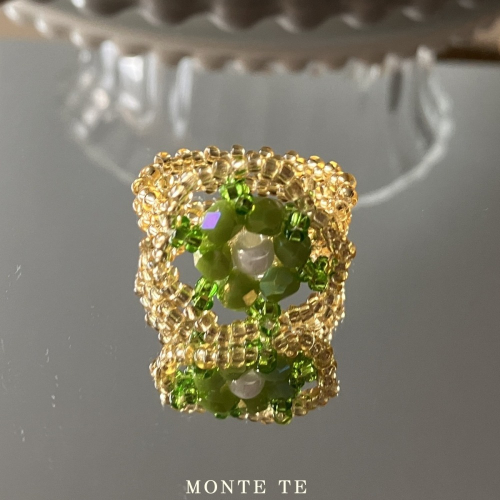 戒指【MONTE TE手作飾品】大綠花形象設計而成的戒指-現貨