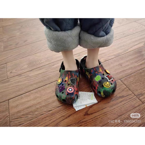 Crocs兒童洞洞鞋