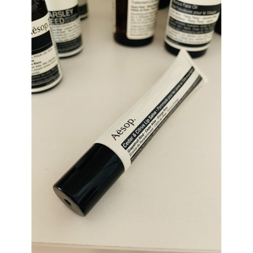 Aesop 雪松橙香護唇膏
