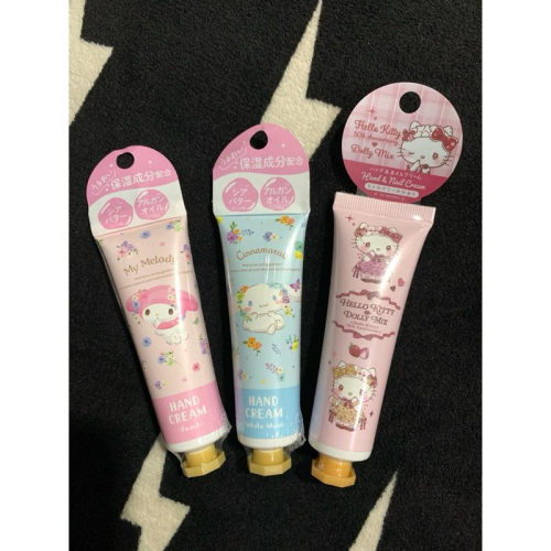 日本限定 正品 sanrio 三麗鷗角色 保濕 護手霜 melody 大耳狗 kitty 送禮 自用