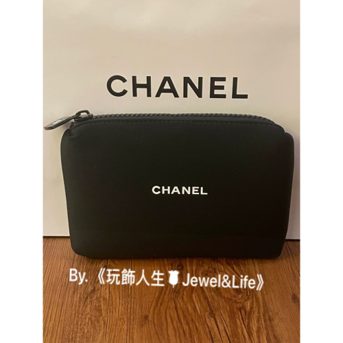 品牌VIP經典BEAUTE系列? 超美 輕便 雙C Chanel 字母LOGO 粗拉鏈 太空棉防潑水材質 素面 化妝包