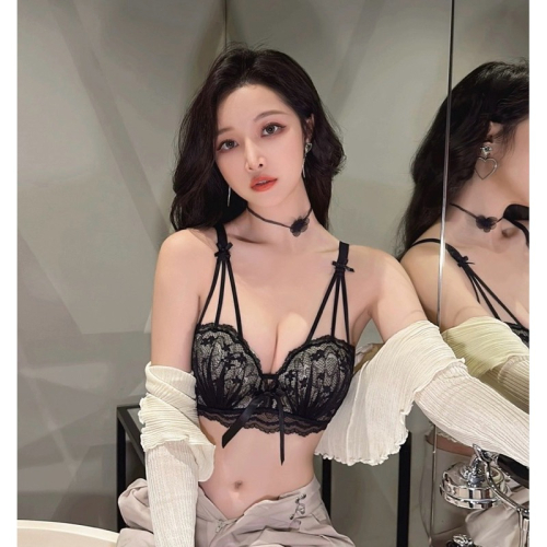【愛麗絲】性感純欲！造型肩帶爆乳內衣！小胸聚攏無鋼圈蕾絲內衣套裝
