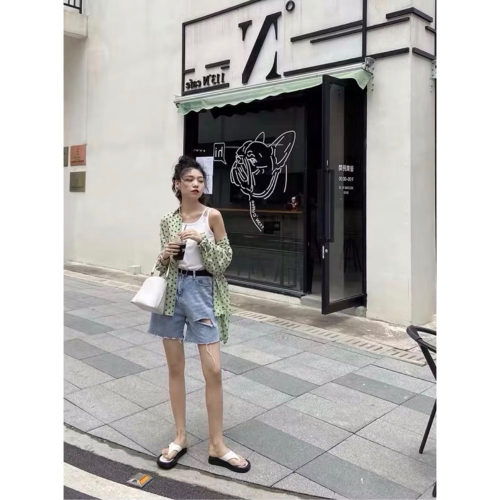 aoap高腰率性牛仔褲 x 夏日防曬罩衫