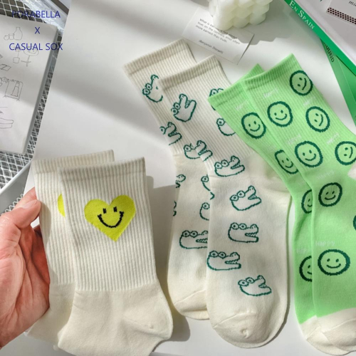 現貨微笑襪子 個性塗鴉 笑臉襪 女生襪子韓版襪 表情襪 潮流襪 SMILE SOCKS