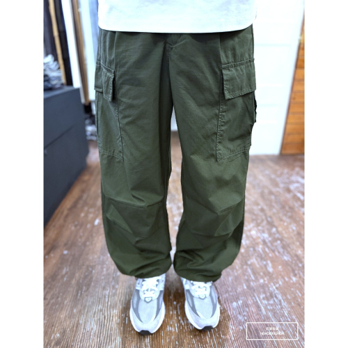 『新品上市』重磅魔鬼氈口袋工裝寬褲-軍綠(NOF25029007)