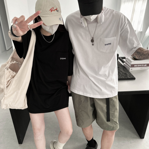 【B.Y】韓國 ORIGNAL 刺繡 口袋 短TEE 寬鬆 落肩 短袖T桖 OVERSIZE 短袖上衣 口袋短袖 口袋踢