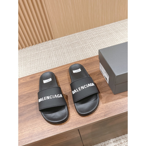 Balenciaga 巴黎世家 情侶款 夏季經典款沙灘拖（其他顏色帶圖咨詢） 一字帶特別包腳舒適松口和勒腳都不會有！