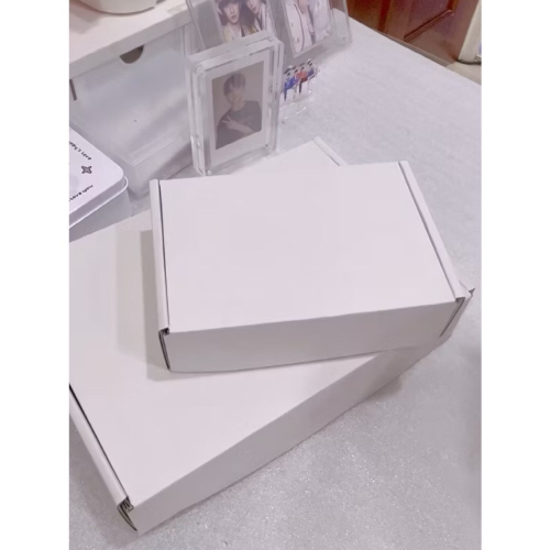 ?麻薯的小賣場?出卡必備?—3層瓦楞紙 超厚白色飛機盒 快遞盒 寄件盒 包裝郵政服裝通用快遞牛皮紙小紙箱